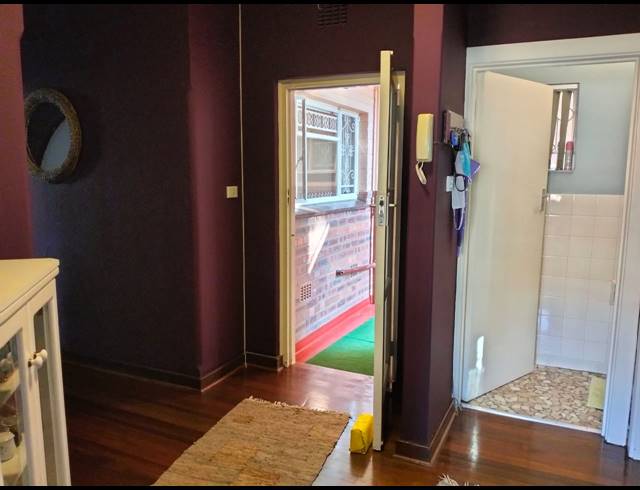 2 BEDROOM FLAT FOR SALE IN PELHAM